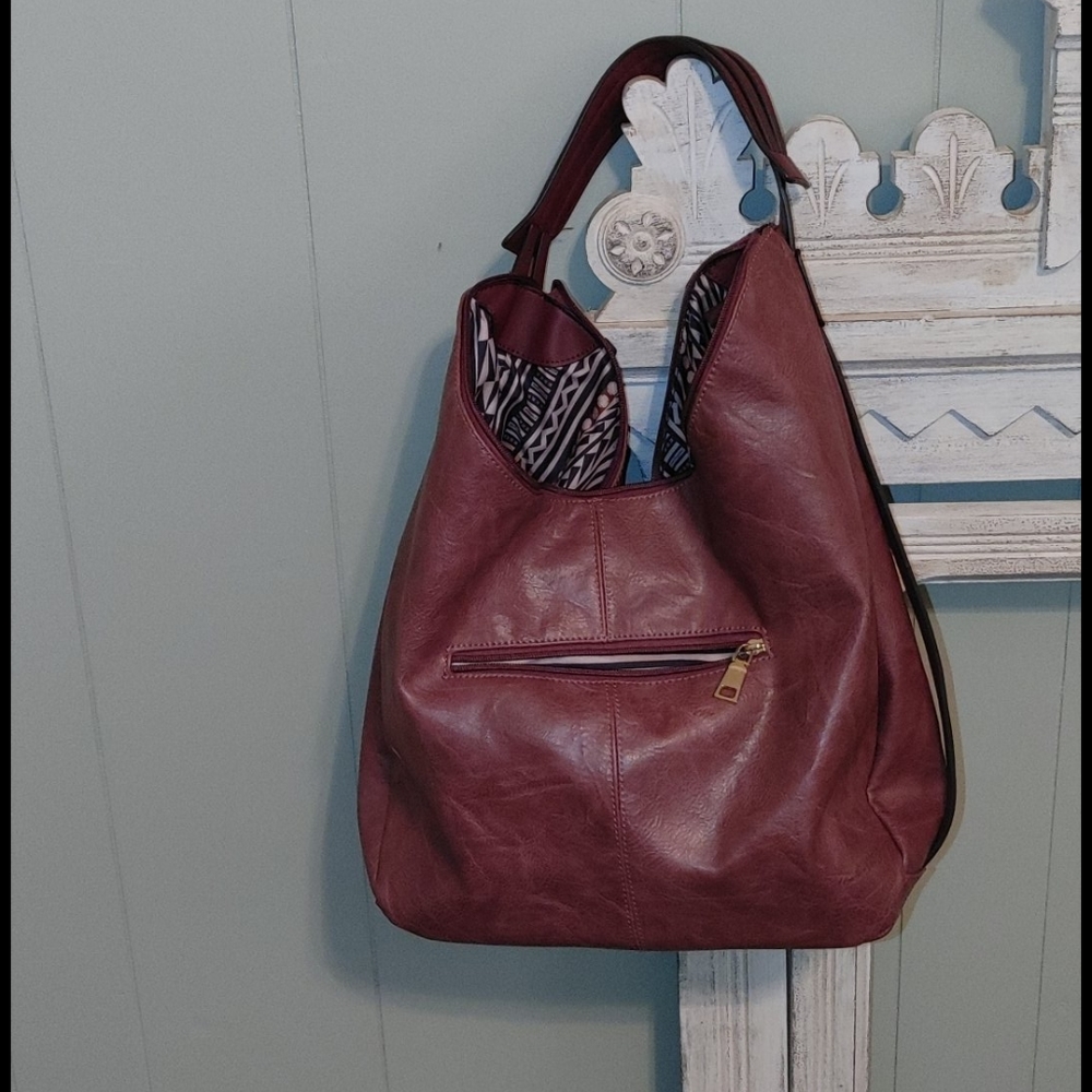Hobo Bag w/ matching wallet